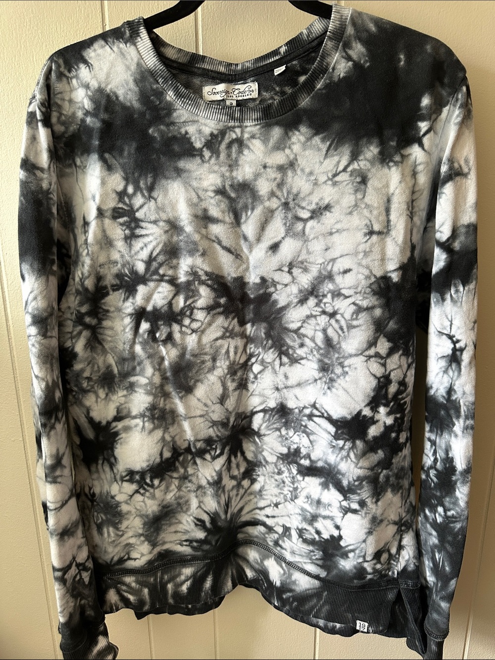 Sovereign Code Black & White Tie-Dye Men's Sweater